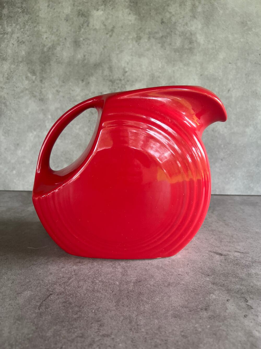 Fiesta Ware Vintage Disk Water Pitcher - Scarlet red - Navy Homer Laughlin USA